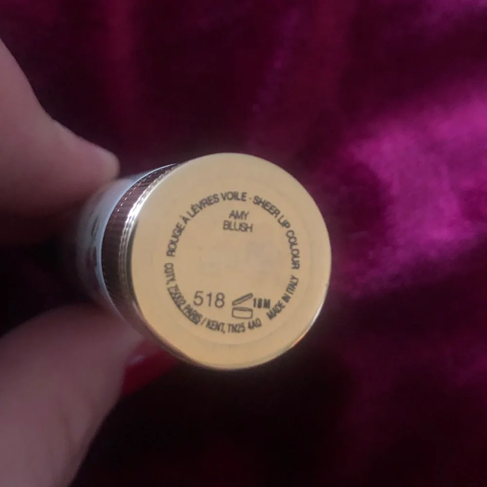 Gucci 518 Amy Blush Lipstick - Picture 3 of 5